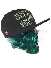 画像2: MONSTERS AND MADNESS New Era 9FIFTY × SECRETBASE 1/1 SKULL HEAD GREEN RAME SET (2)