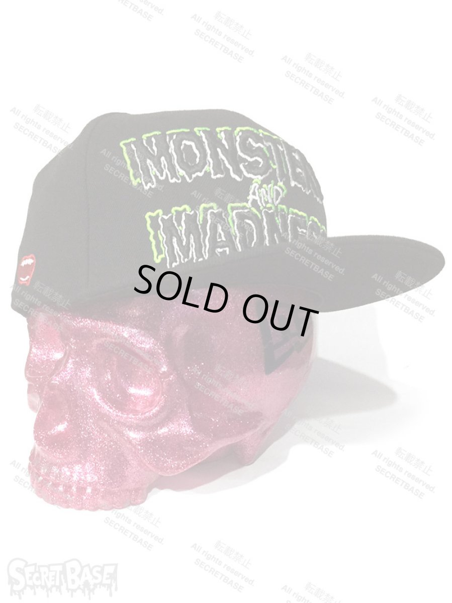 画像1: MONSTERS AND MADNESS New Era 9FIFTY × SECRETBASE 1/1 SKULL HEAD PINK RAME SET (1)